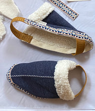 Load image into Gallery viewer, Navy w/ Peruvian Trim