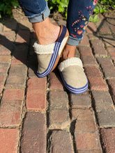 Load image into Gallery viewer, Sand & Sea - beige felt w/ blue trim